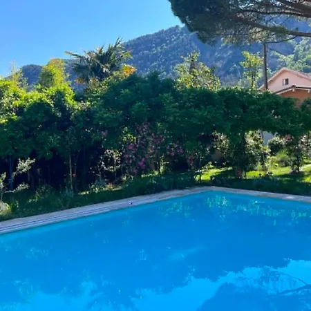 D'hotes - Le Pin Des Arches 4* Digne-les-Bains