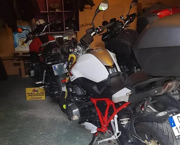 Bed & Breakfast D'hotes - Le Pin Des Arches