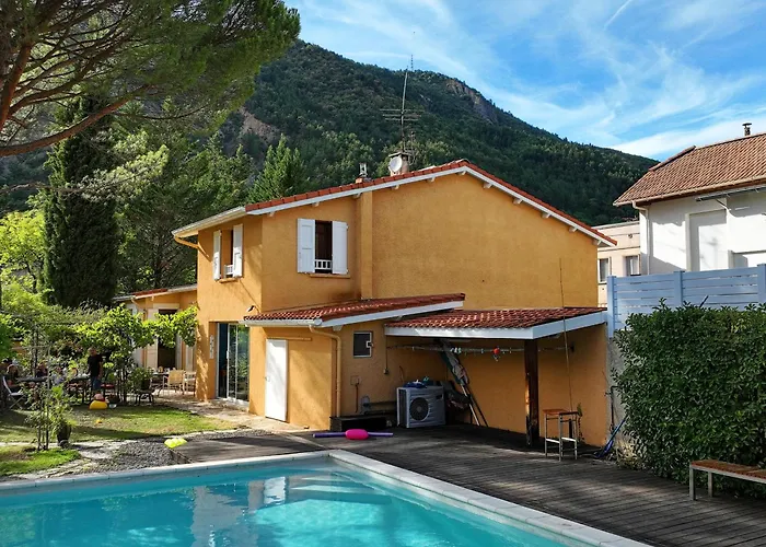 D'hotes - Le Pin Des Arches Bed & Breakfast Digne-les-Bains